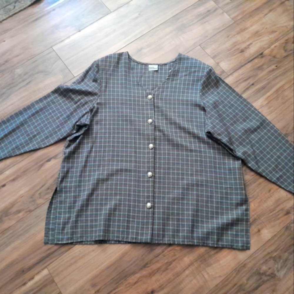 22W Skirt Suit More Promises